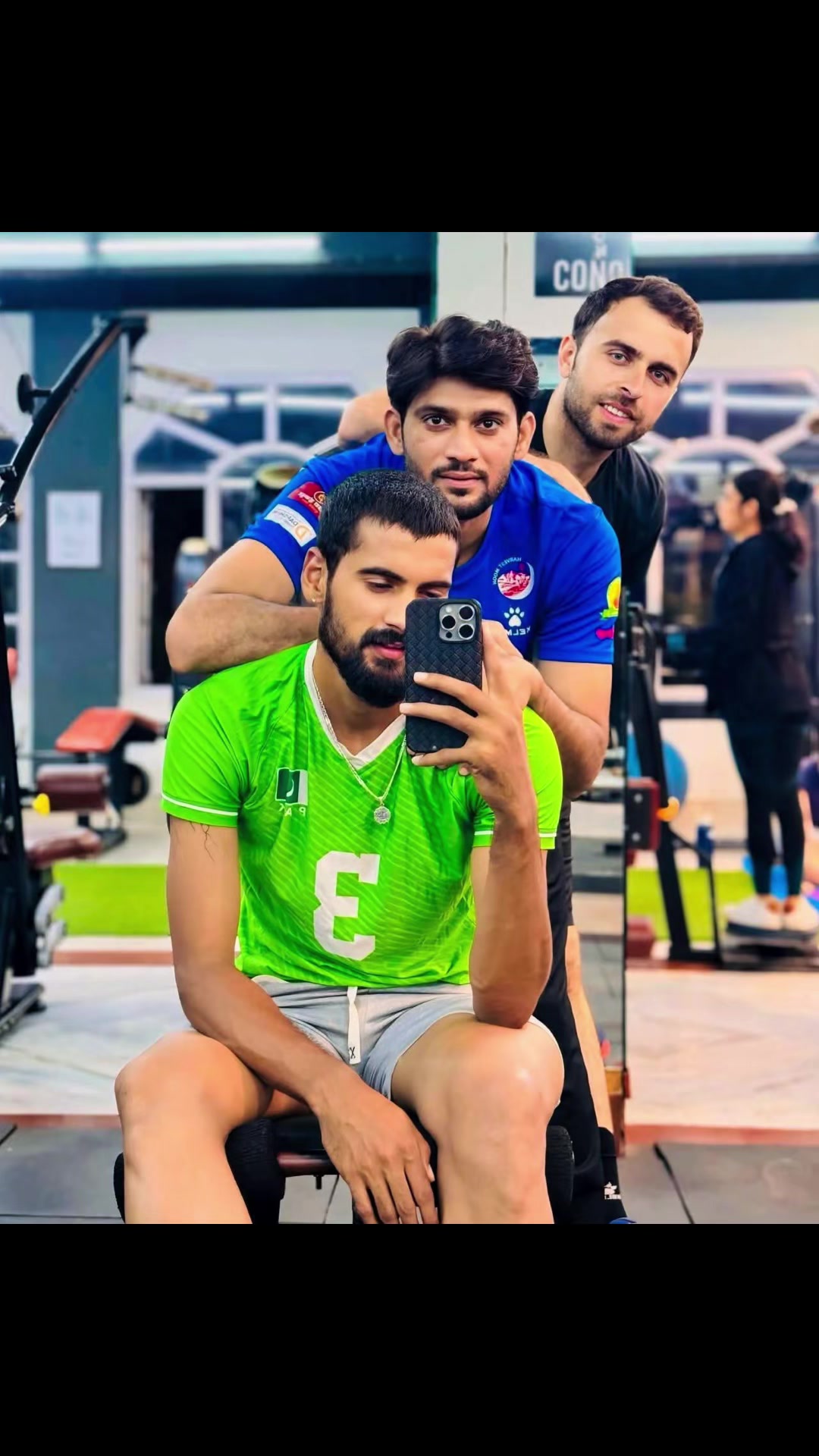 @Flying bird🦅_7