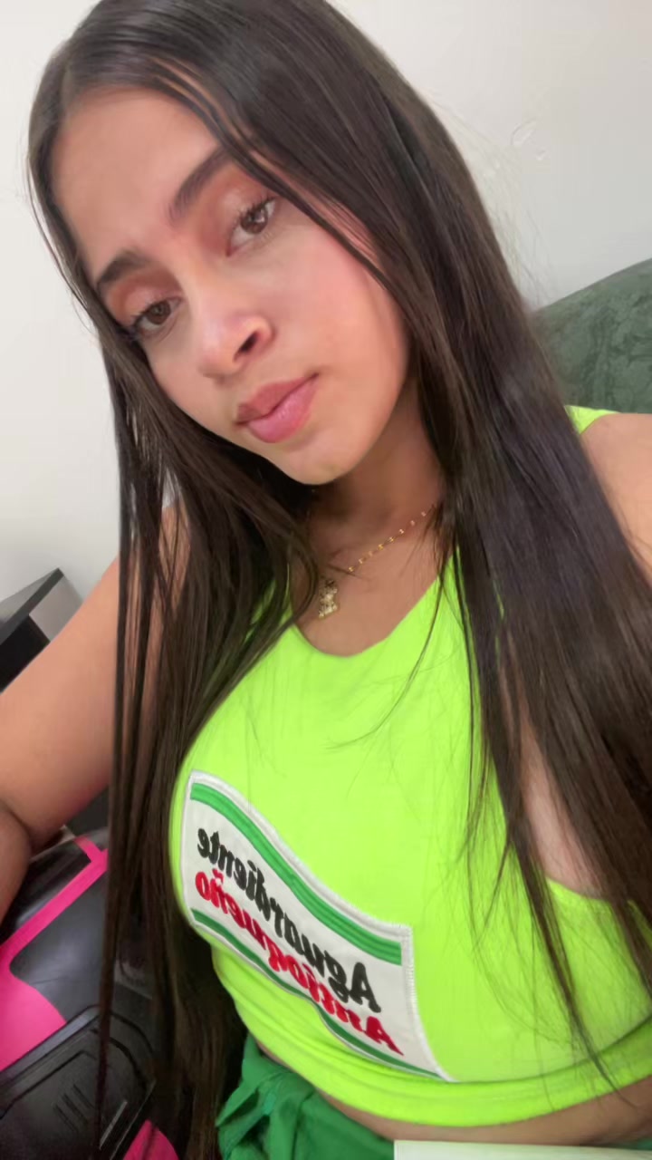 @Valen Araque🌙