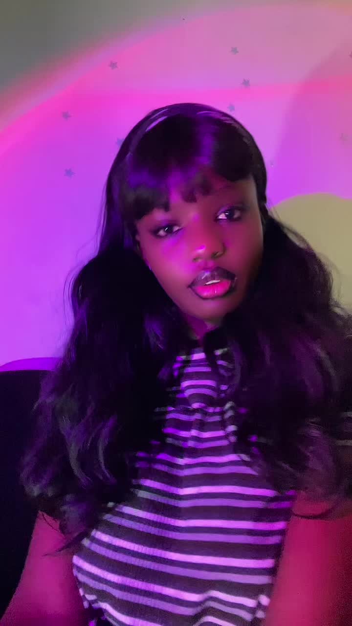 @🦋✨ girlie 😘