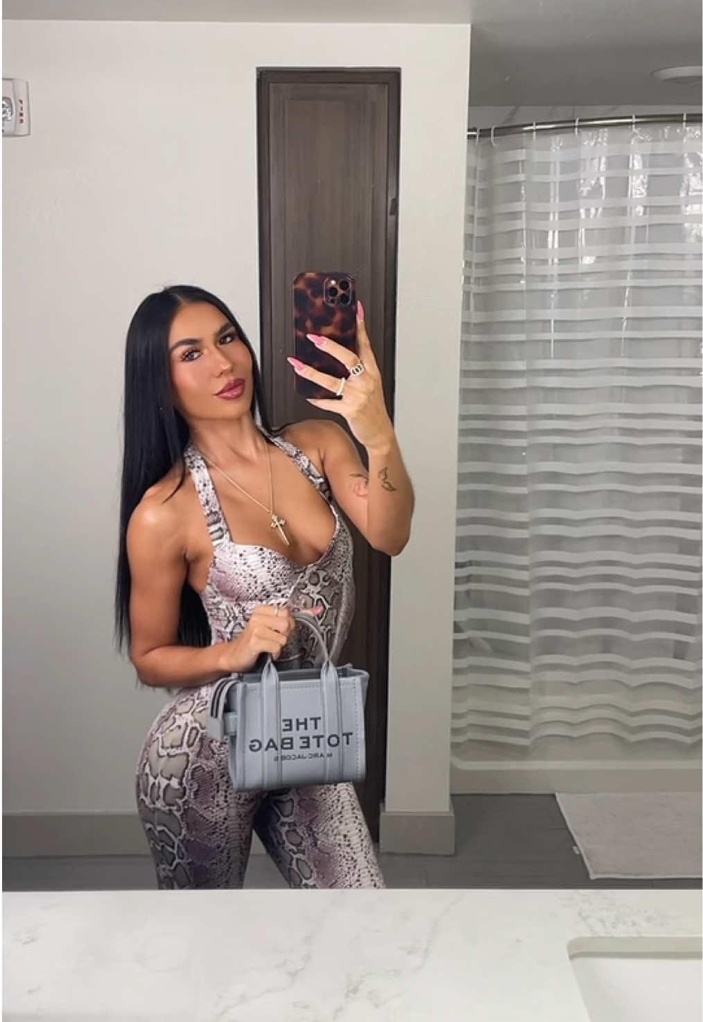 @kianahamada