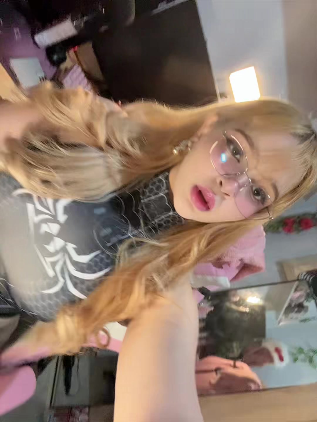 @๐๐๐ฝ๐๐๐๐ผ๐ผ๐๐ท๐