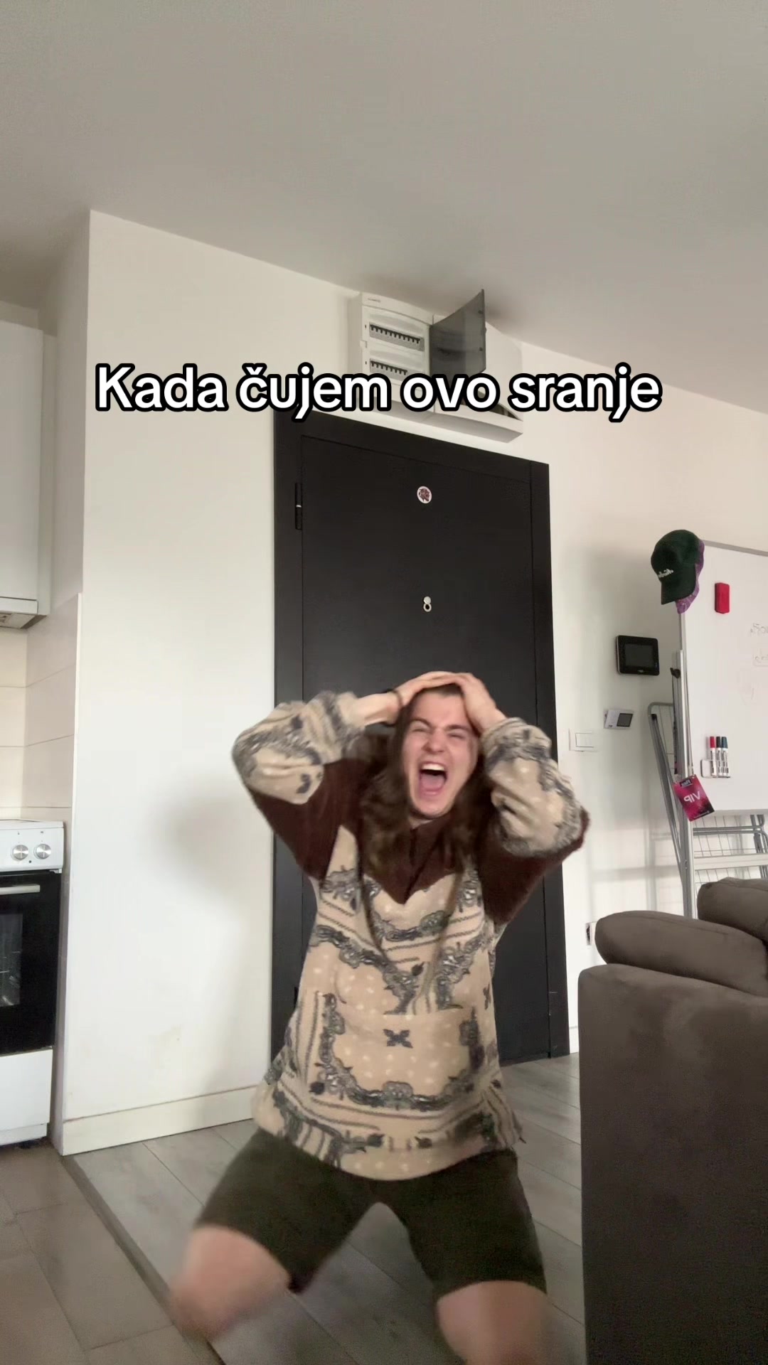 @wajwai2