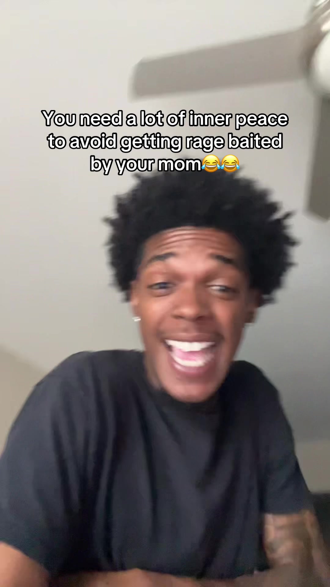 @iamChriss