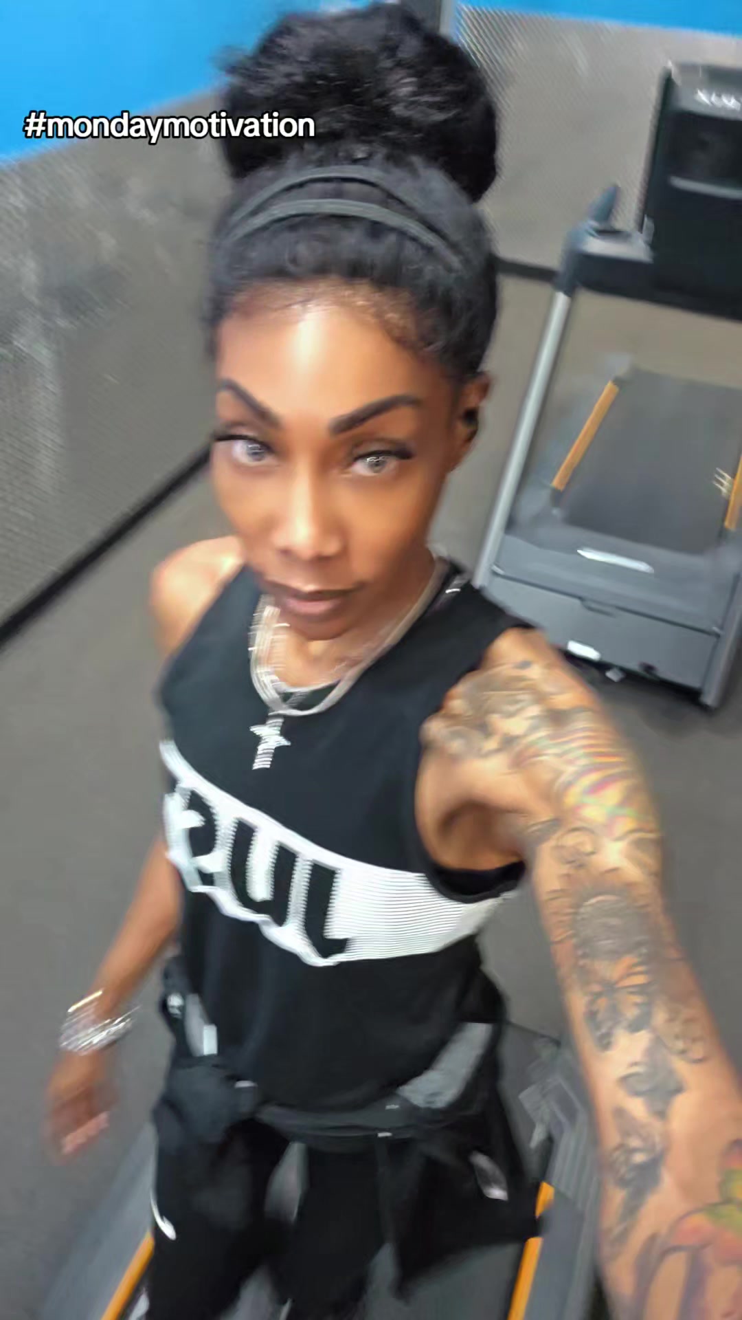 @Brenda Foxy Brown