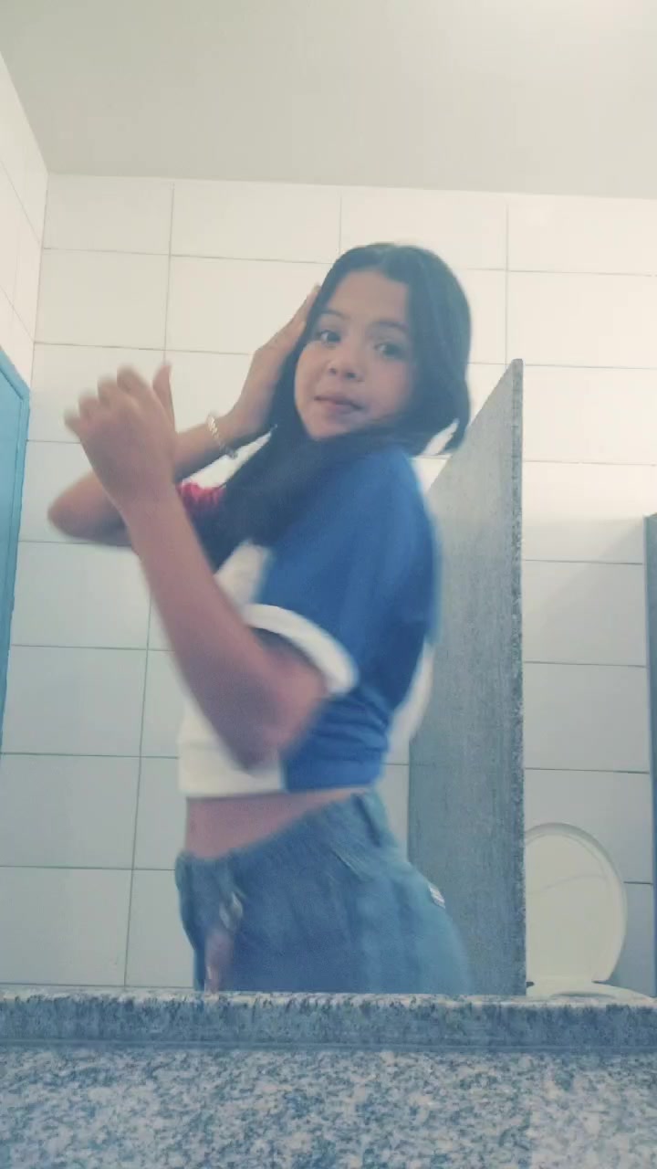 @Laura🌸🦋