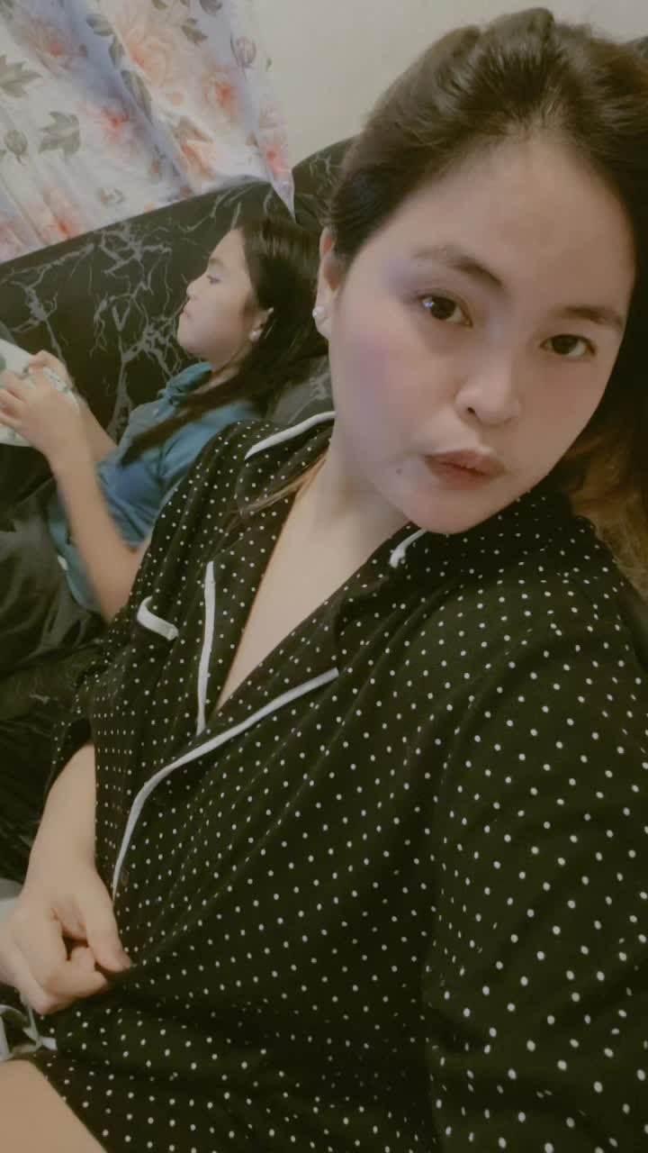 @Lanie Vee Estrella Cempron