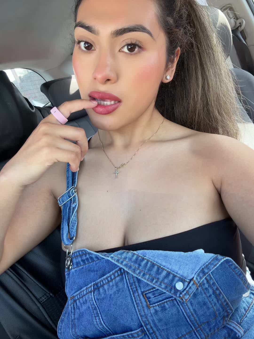 @T🦭