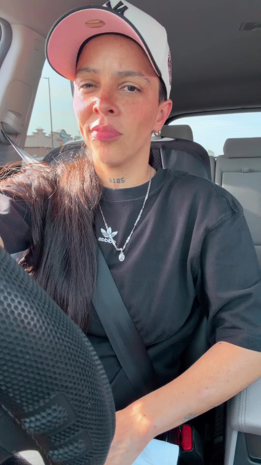 @𝓛𝓸𝔃𝓪𝓷𝓸🏳️&zwj;🌈💫