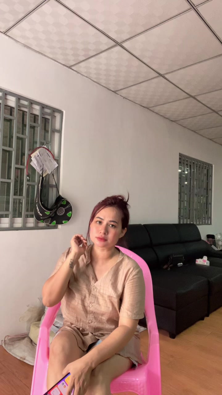 @Aye Shu Hin
