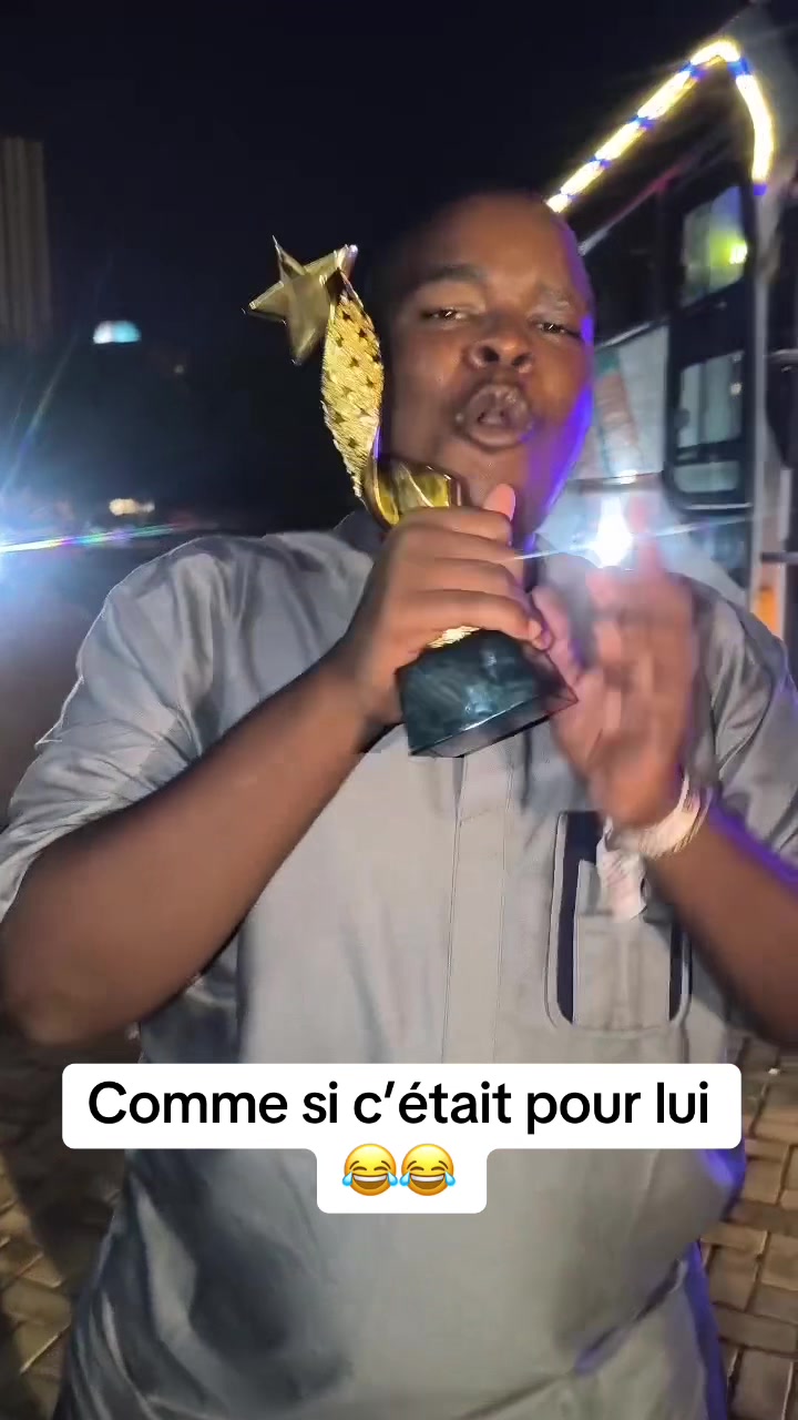 @SAM HUMORISTE 🇳🇪