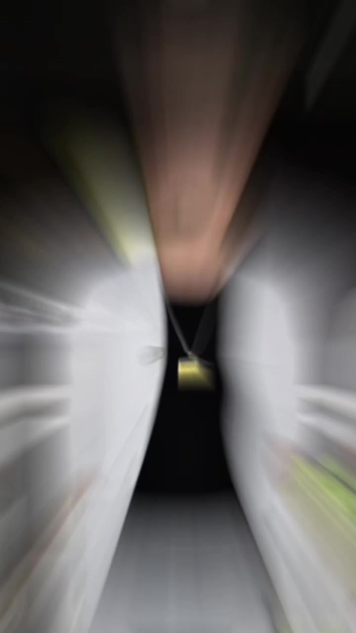 @~G~