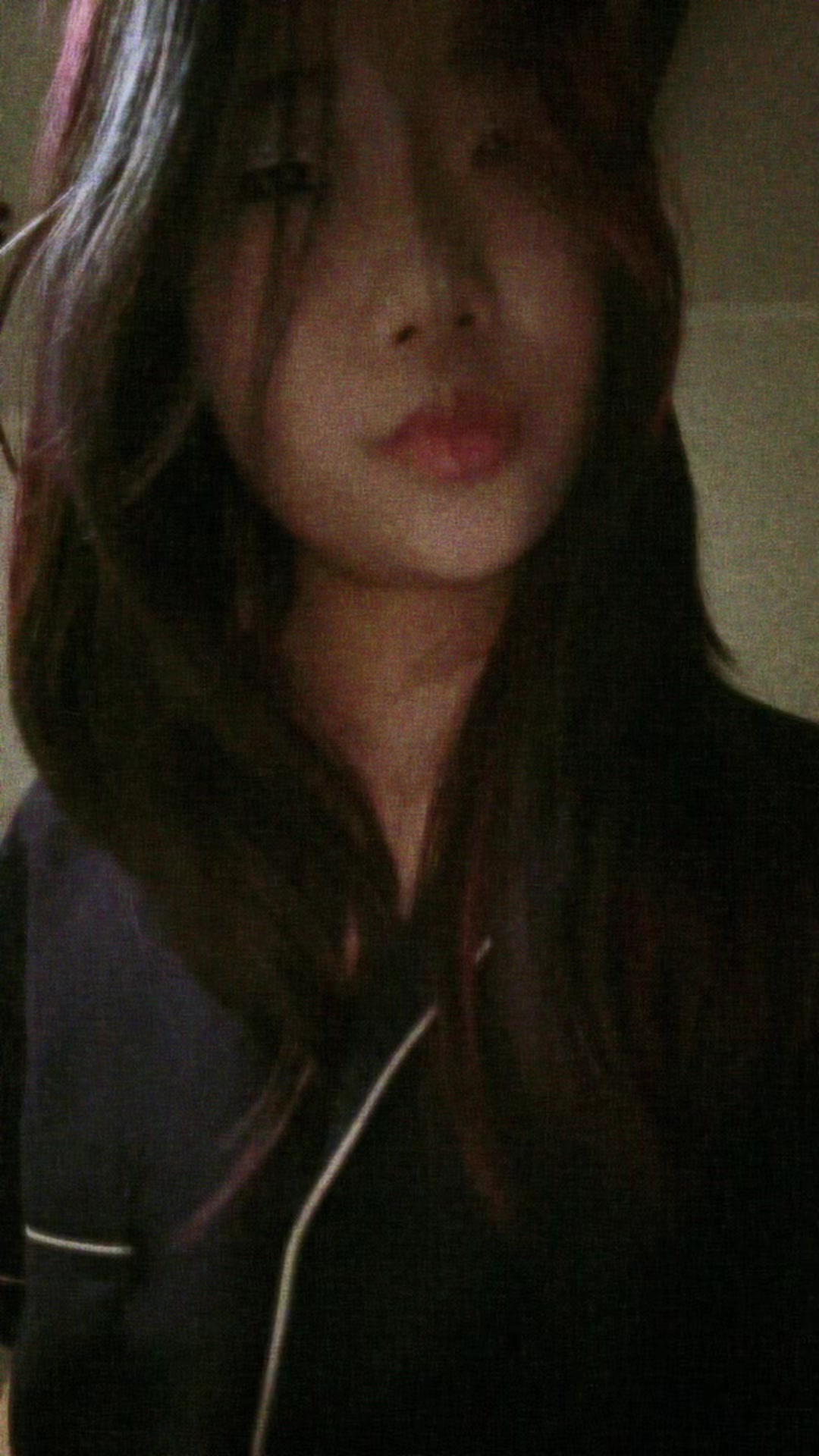 @𝒽ℴ𝓁ℯ𝓇ℴ𝒸𝒽𝓀𝒶