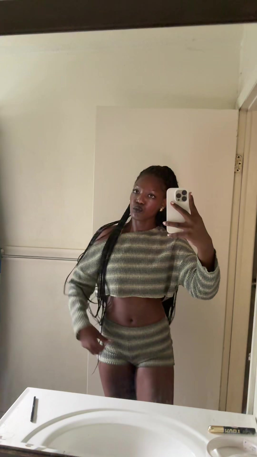 @Whoknows_