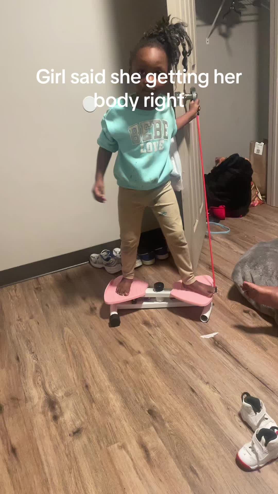 @itsalundaa