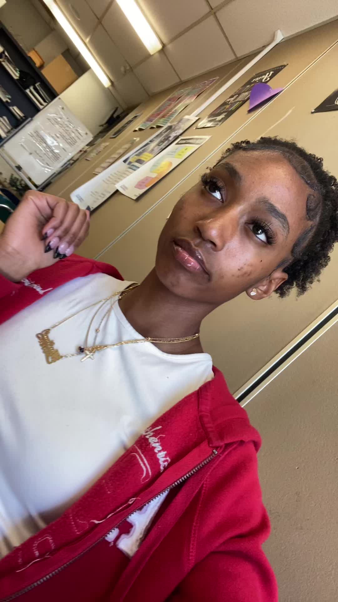 @lookat.liyah