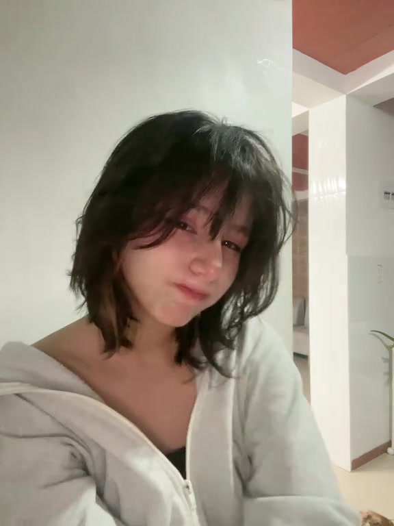 @𝒮𝒽𝒶