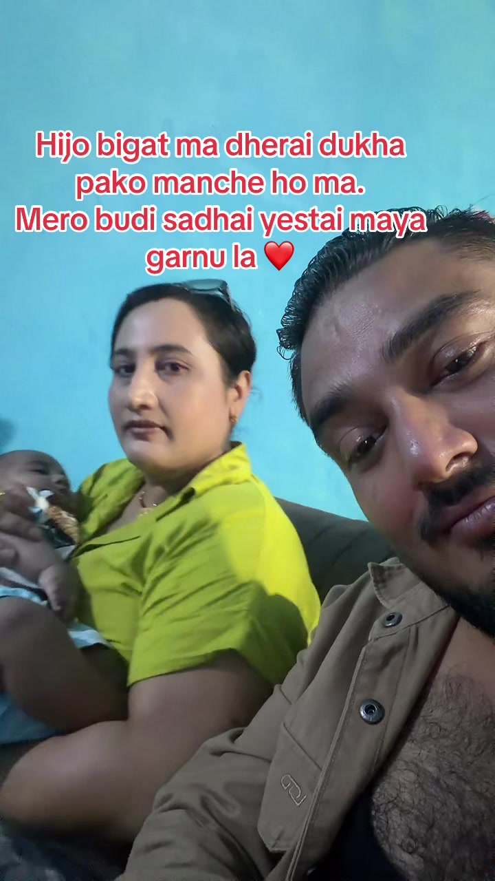 @Kavyaraj ❤️🦜🦜love birds