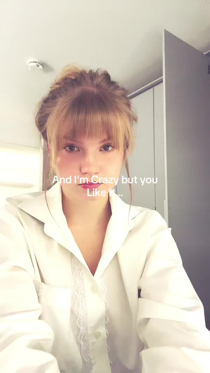 @rosy wolf