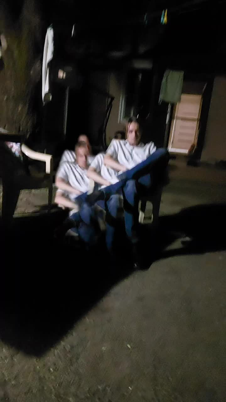 @зелёная