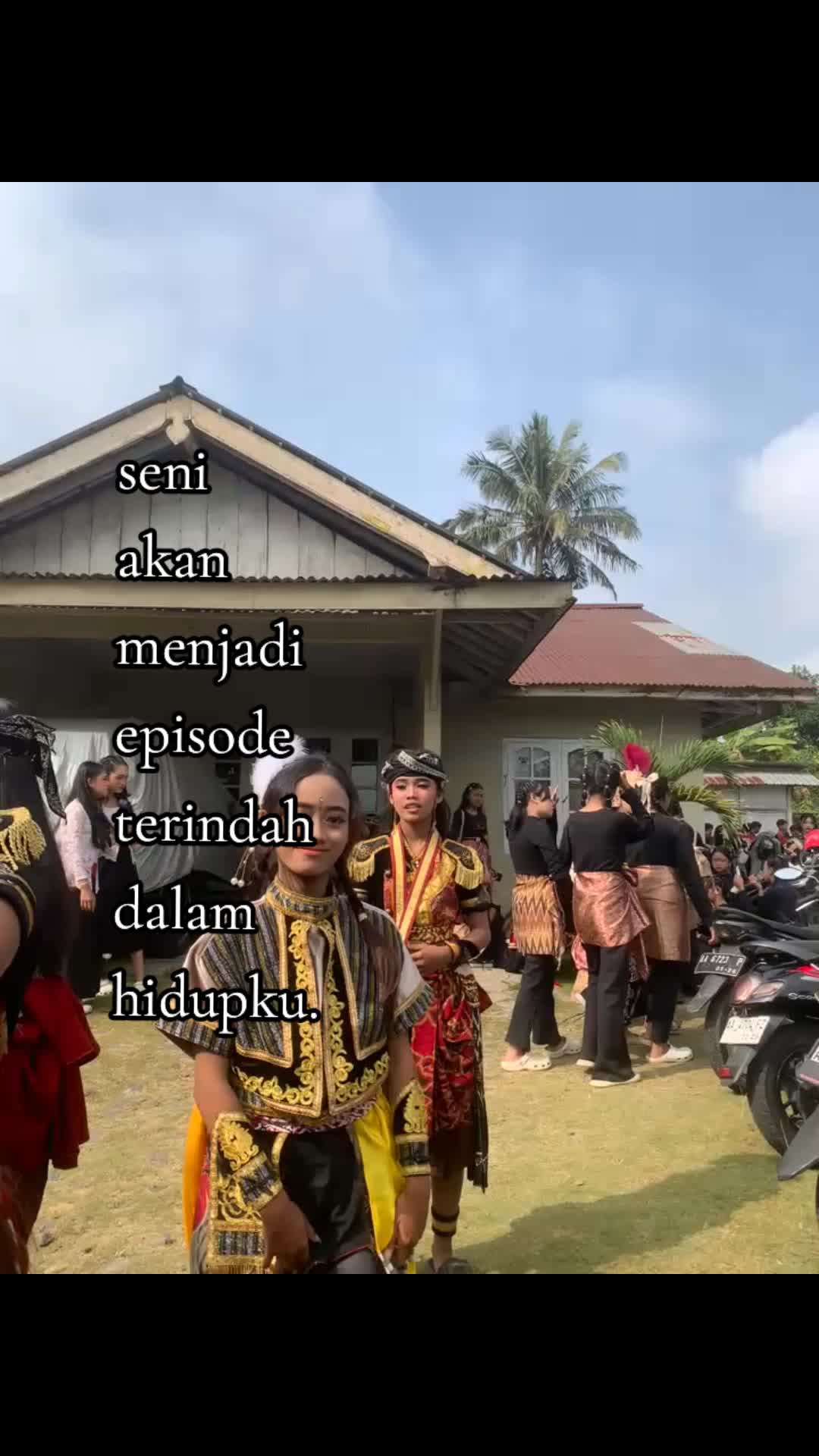 @୨୧ 𝓁𝓊𝓃𝒶 ୨୧