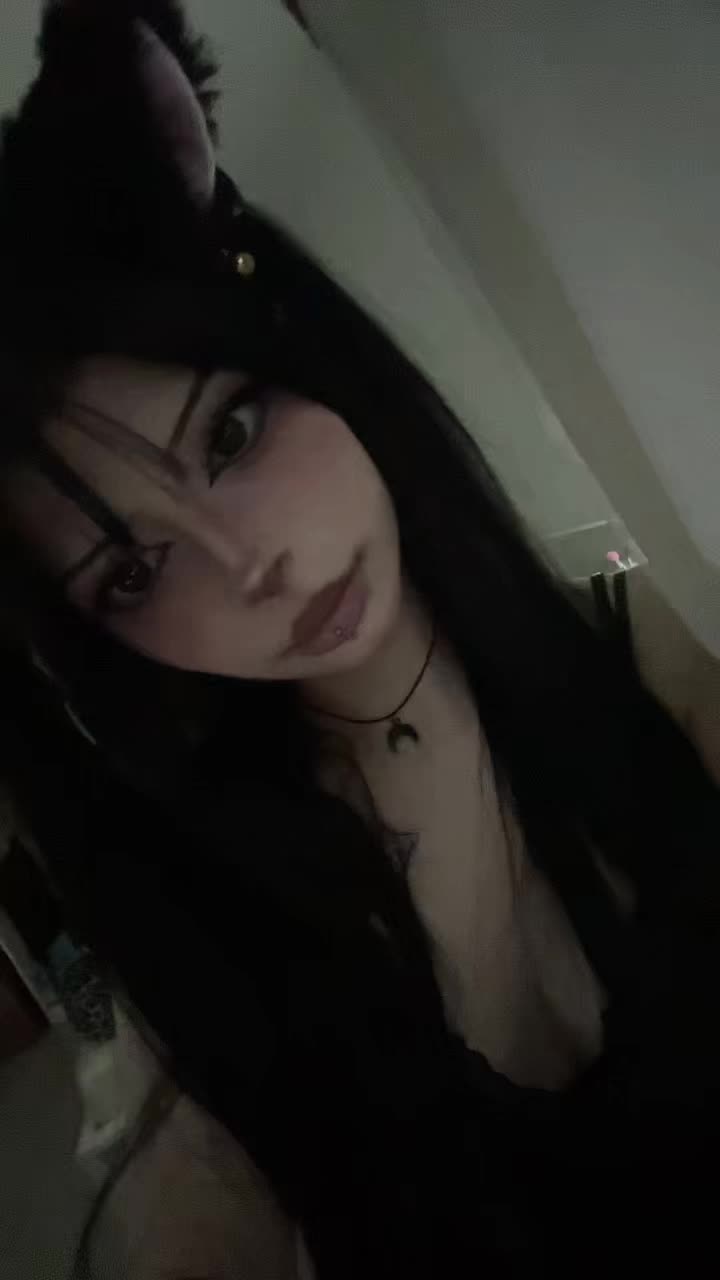 @melikenaz