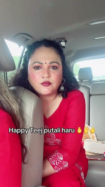 @Queen_Diya02