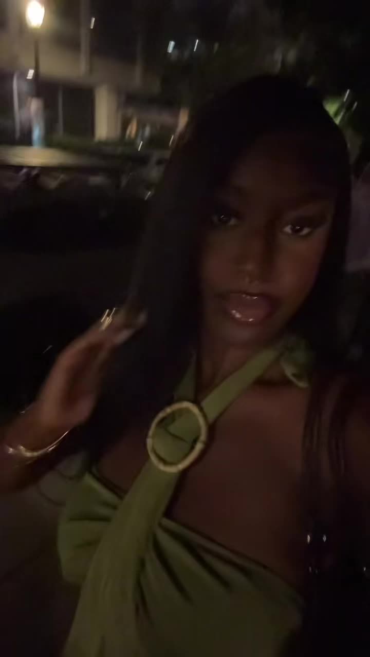 @VENESSA