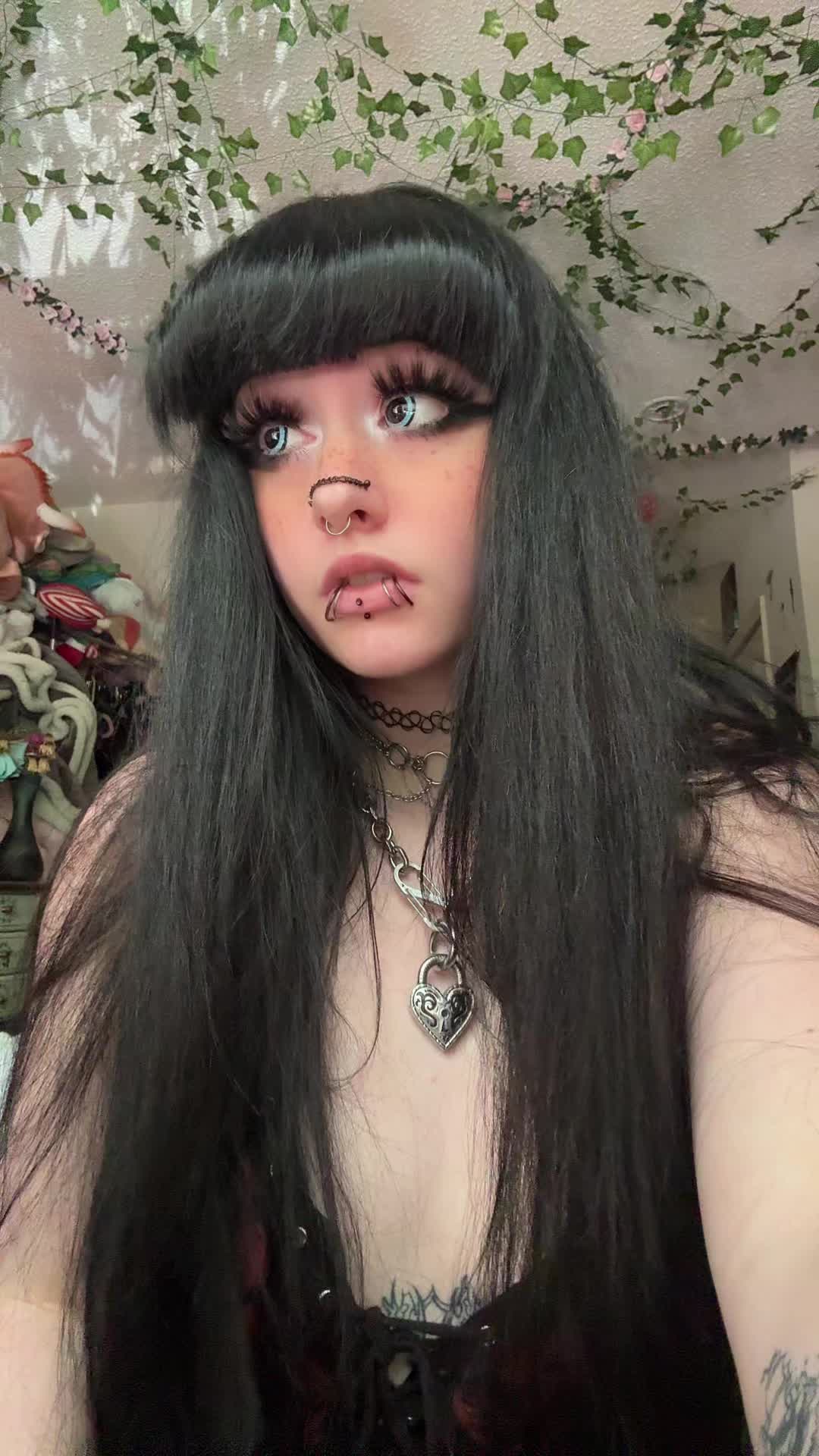 @👾Lydia👾