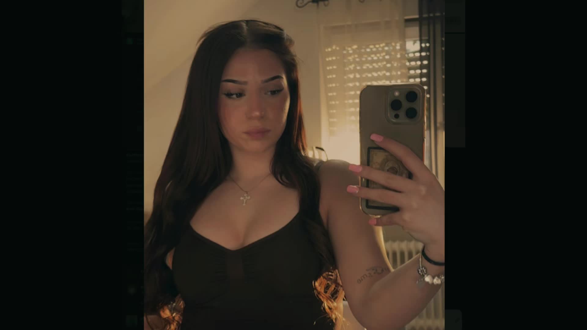 @ELEFTHERIA