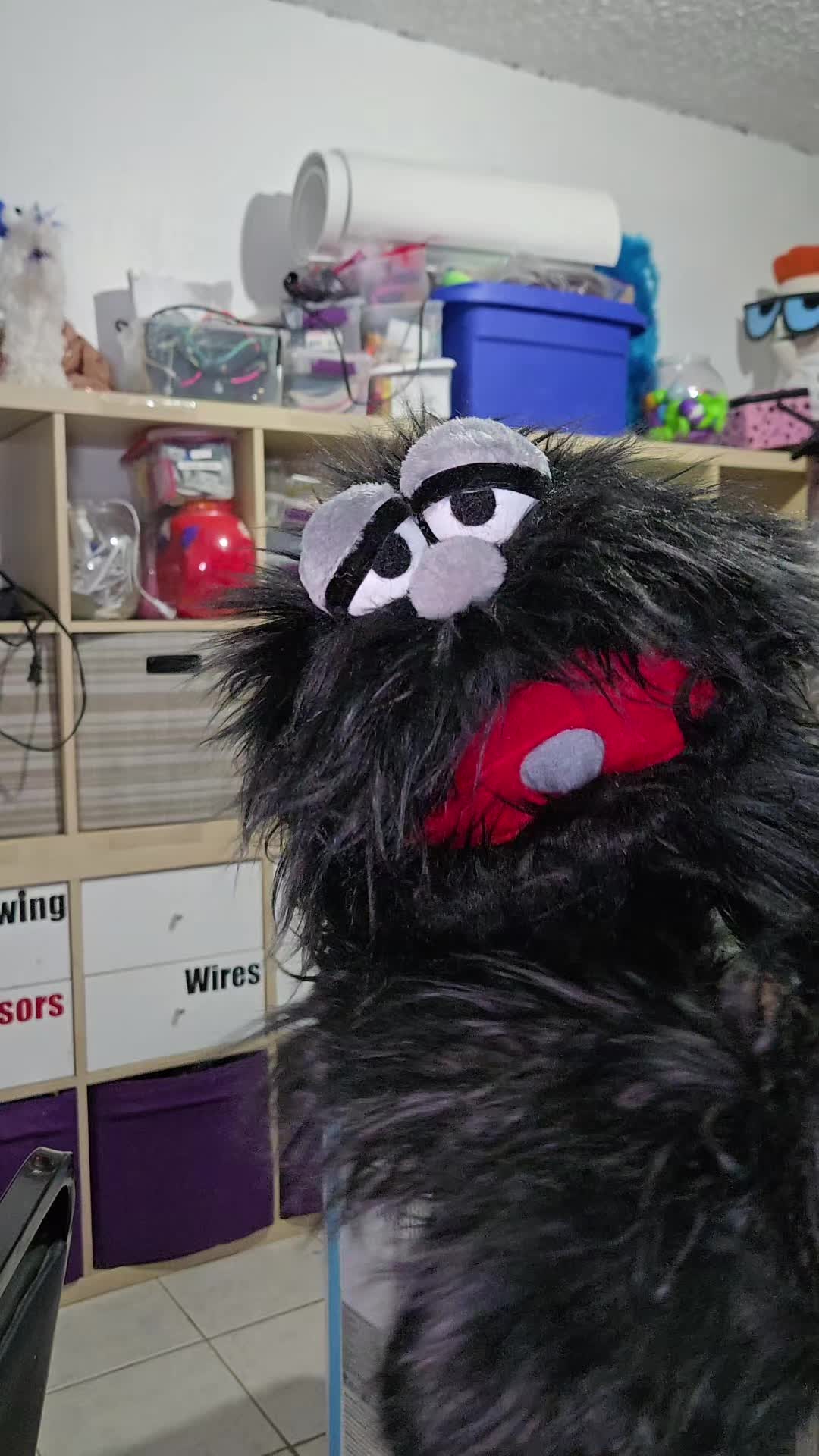 @lvpuppets
