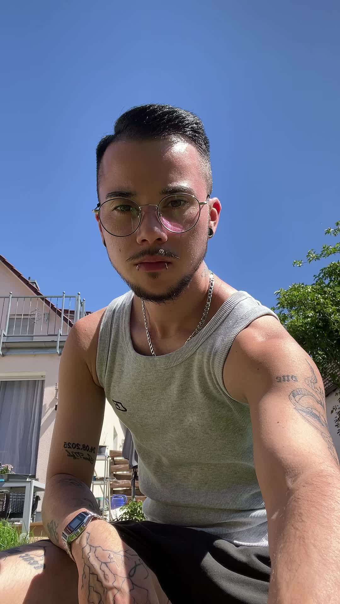 @Emilio.28🏳️&zwj;⚧️