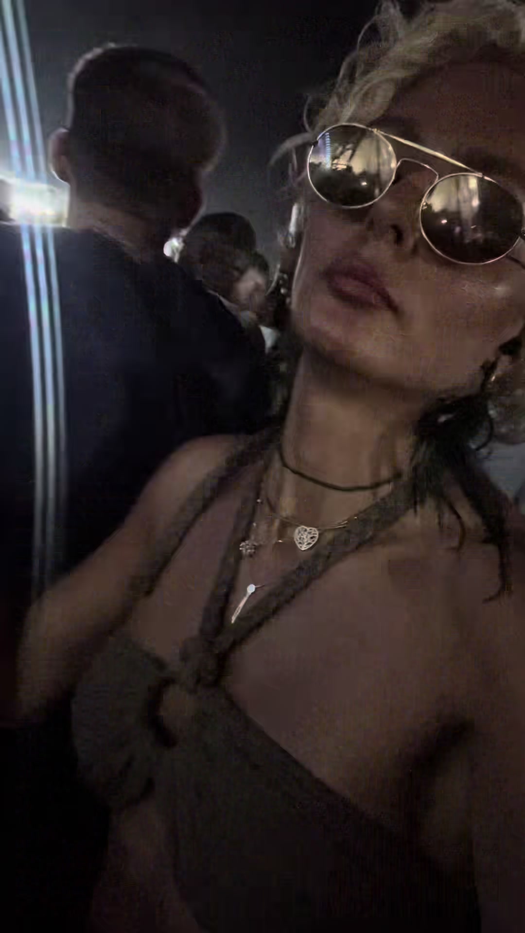 @El