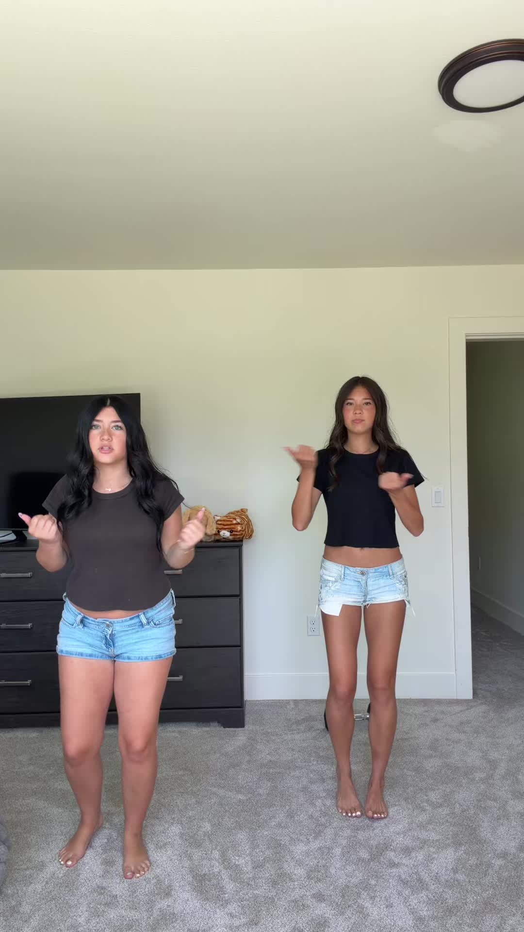 @ellispam