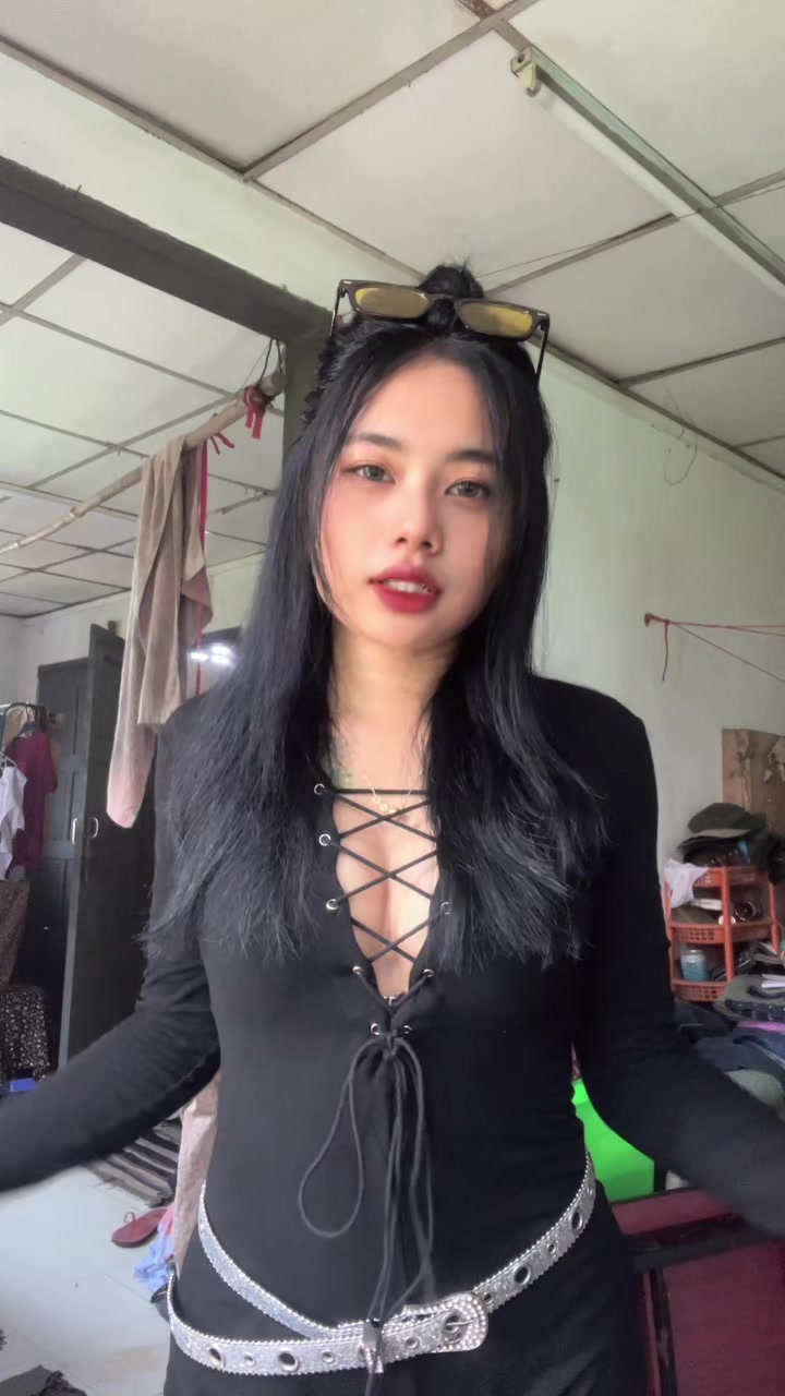 @Tin Zar Naing(Official acc)🌺