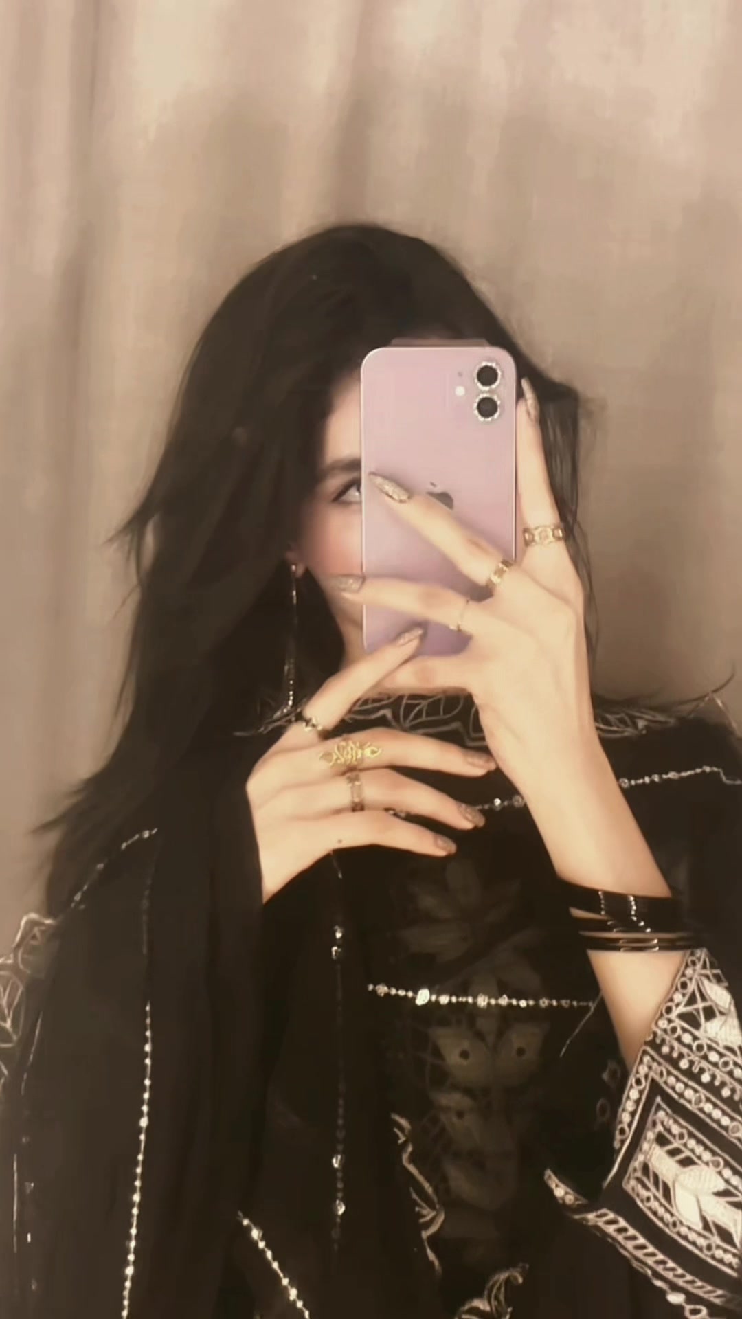 @𝘼.