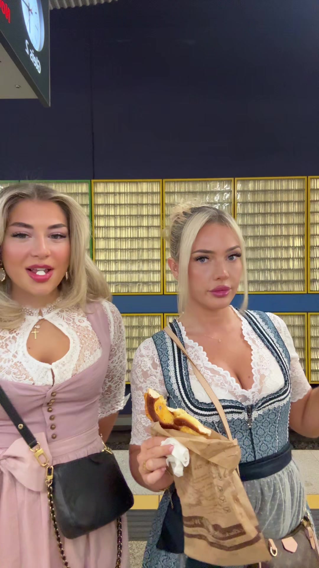 @Caro & Lori