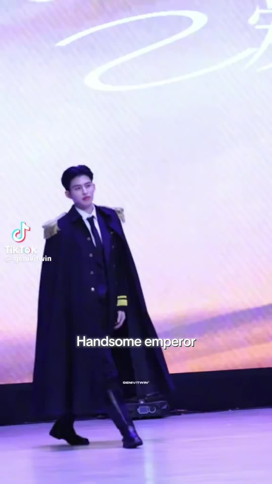 @LinLin