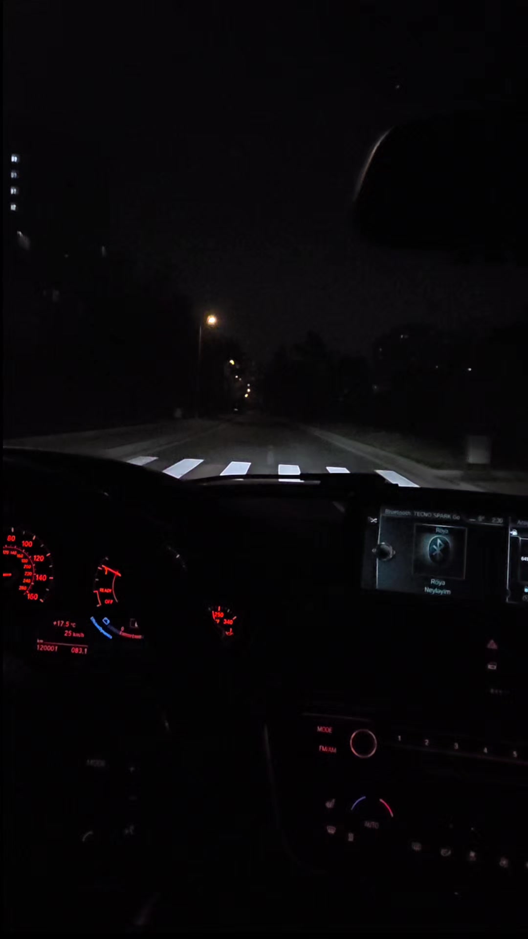 @77-LL-219