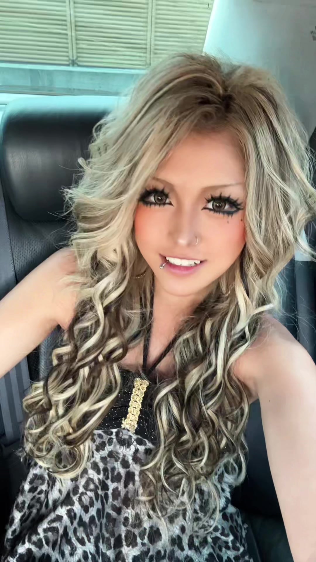 @𝗥 𝗔 𝗡 . 🌺