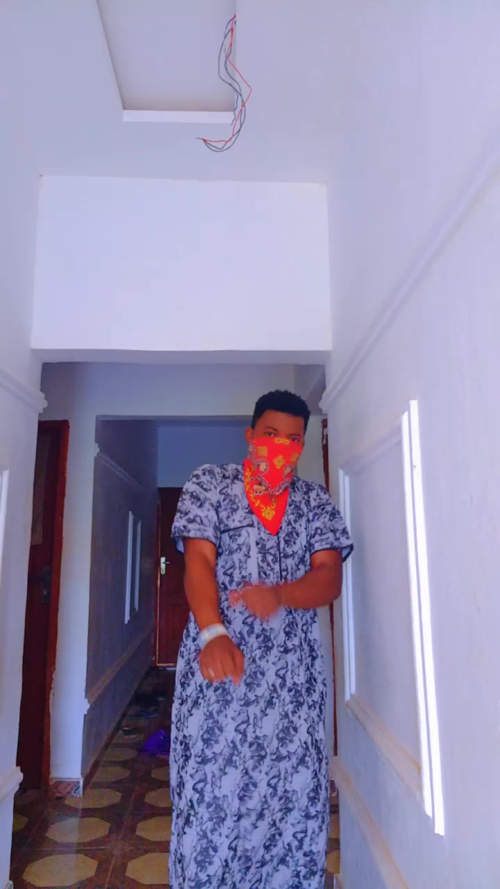 @𝕋𝕣𝕠𝕫𝕪 𝔻𝕂 𝔾𝕙