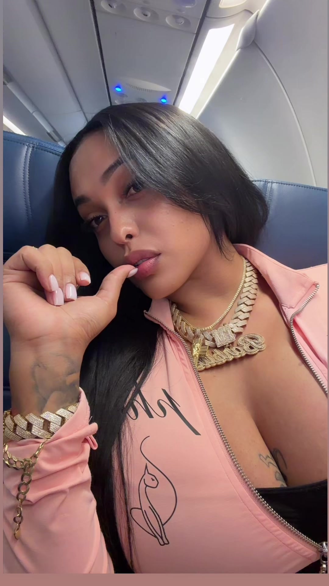 @❤️ Jazlin Teresa ❤️