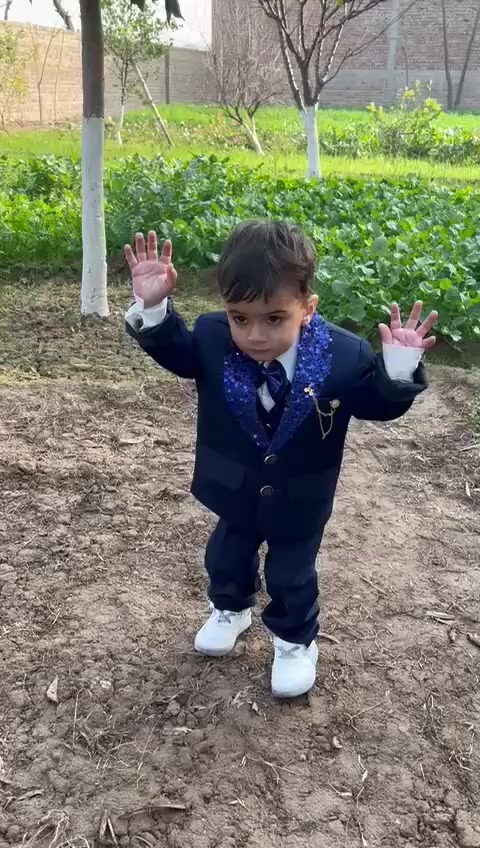 @NAVEED KHAN 🇬🇧🇬🇧🇬🇧