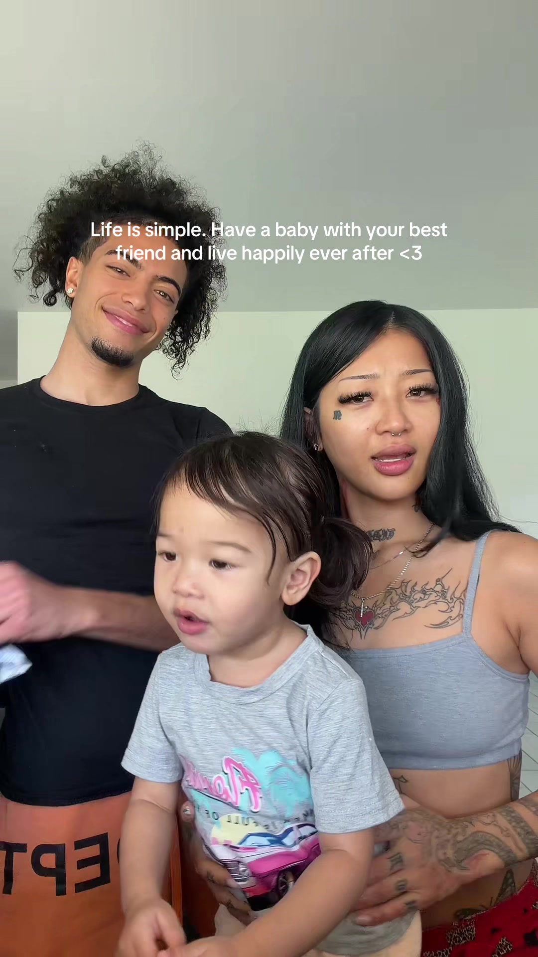 @TrendzFamilyOfficial