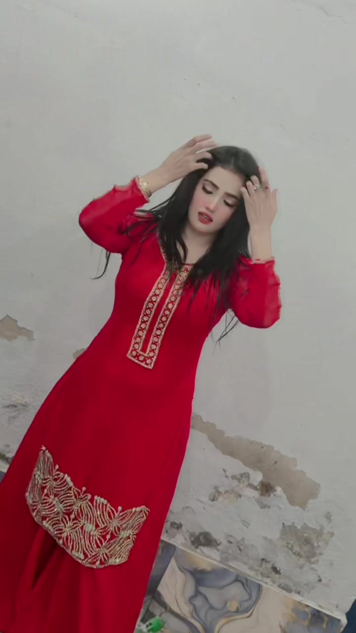 @Sania Khan Actress