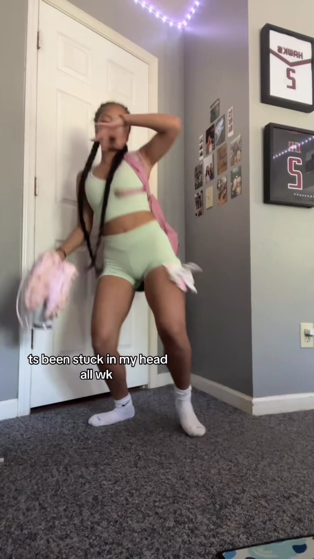 @Kaylee 🇱🇦