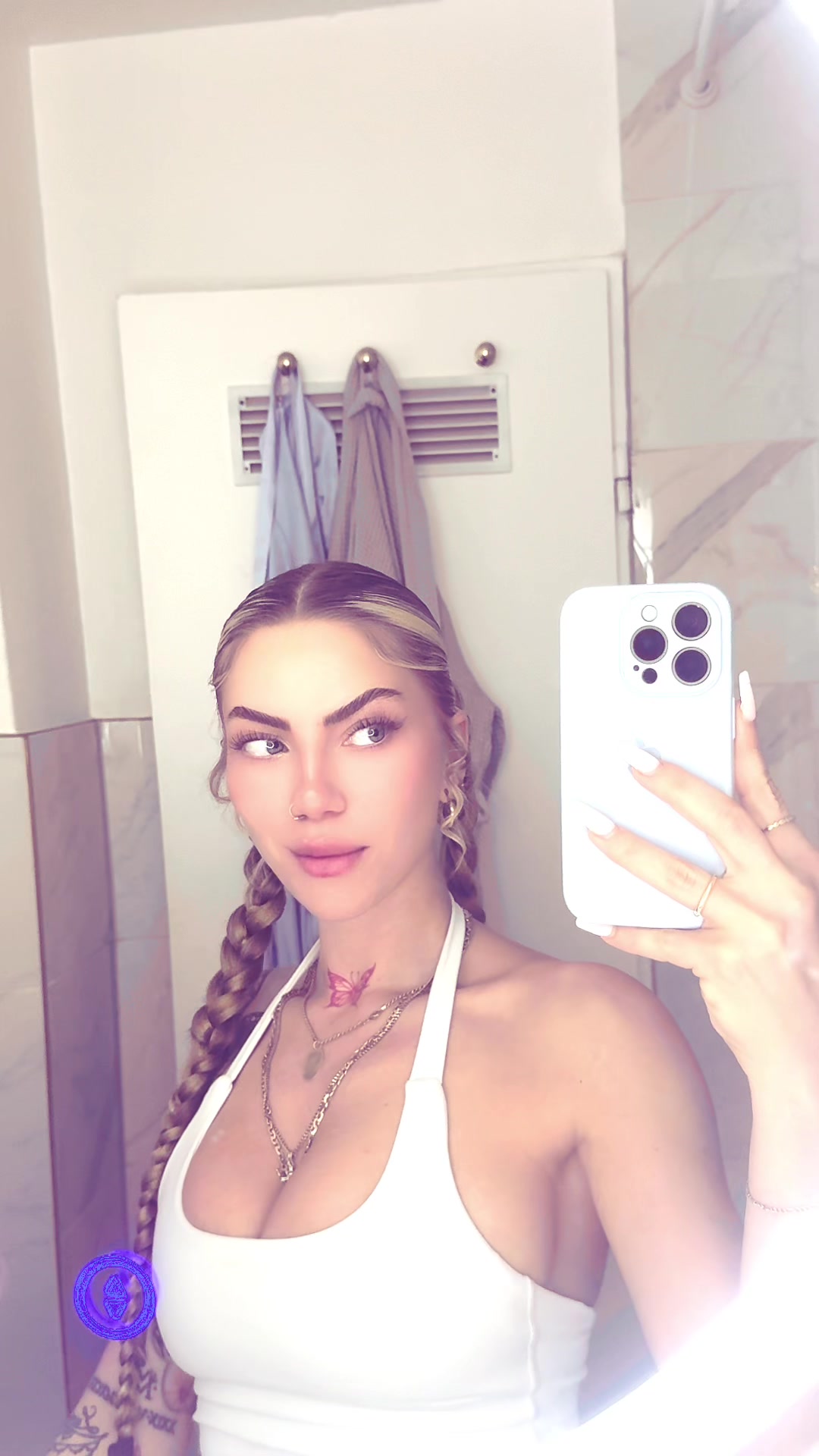 @QUEENV