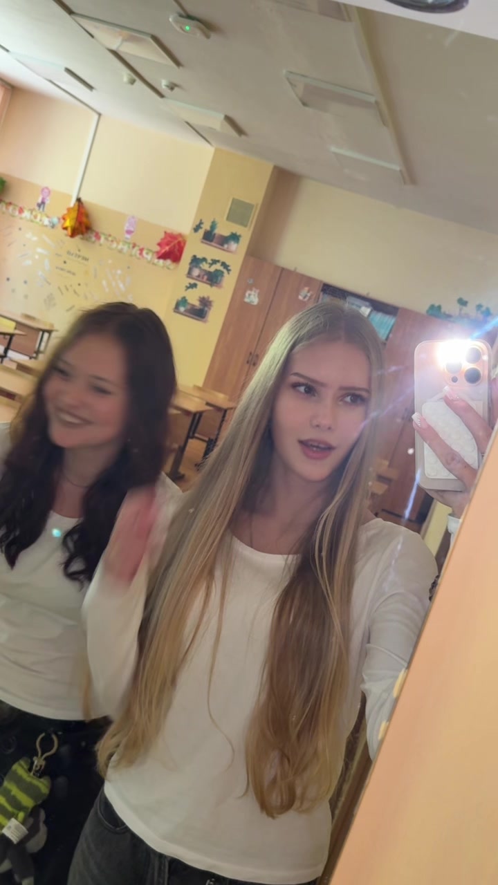 @anaais1