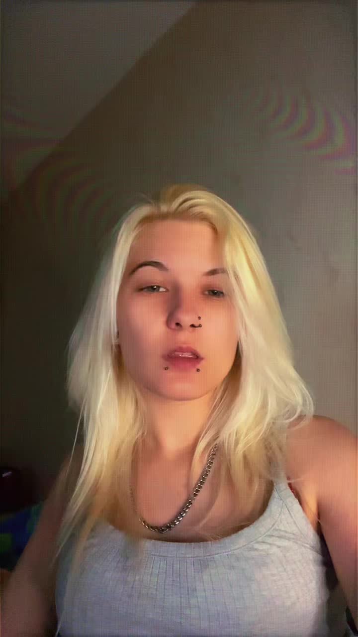@Celine_cz