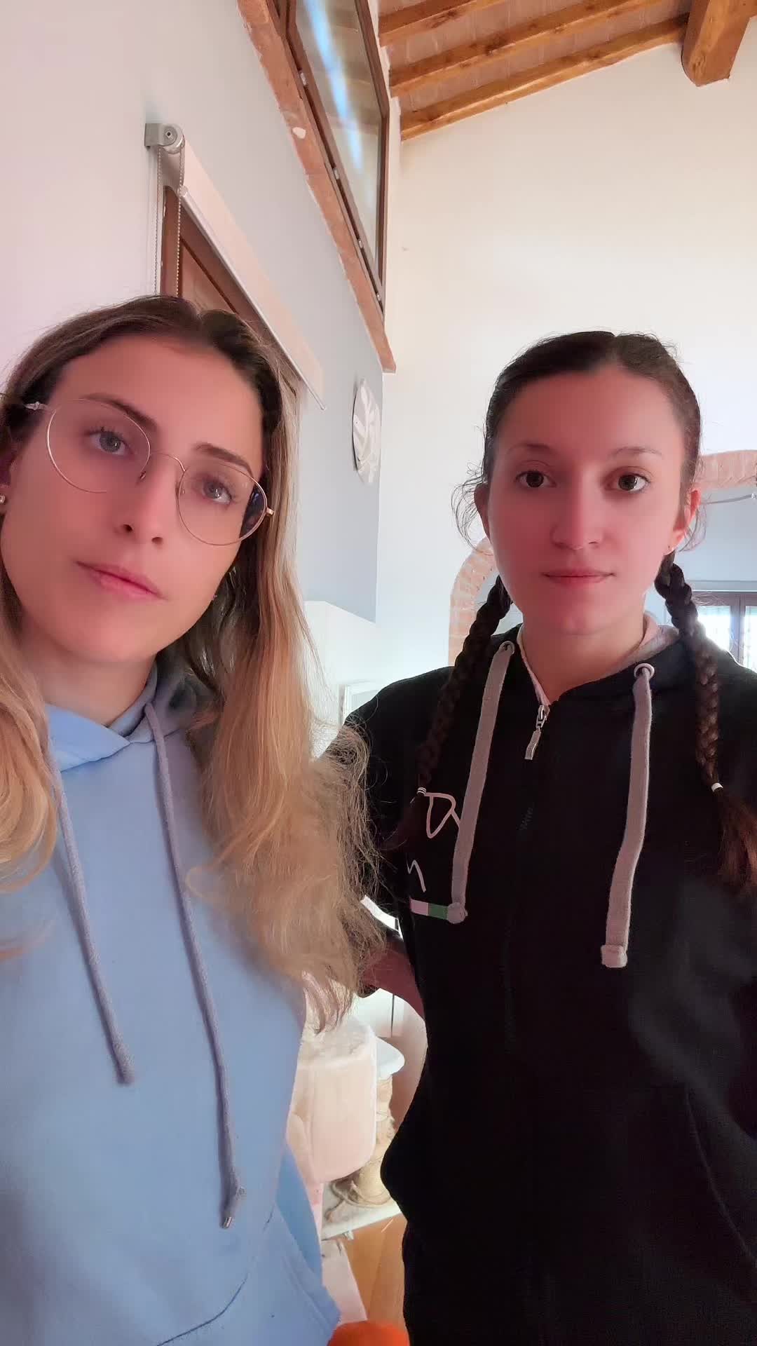 @Aari.gh