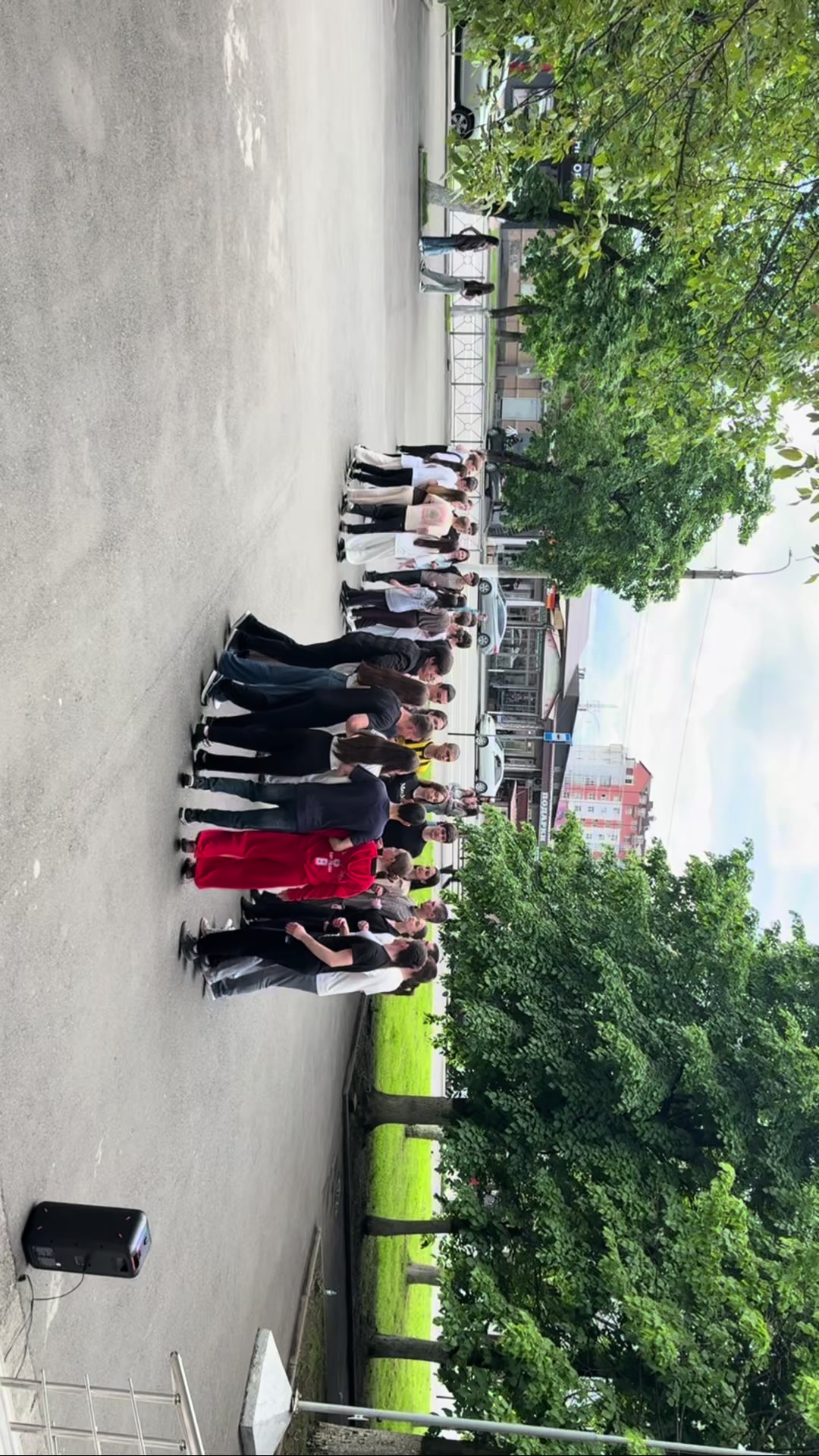 @За•